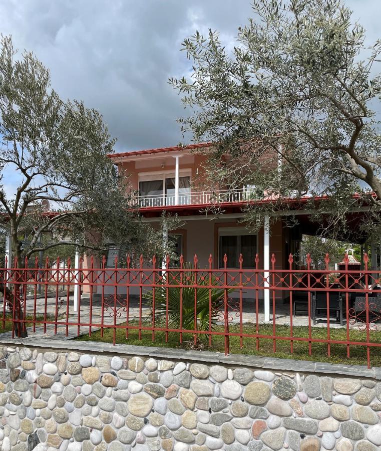 Villa Seaside House Karianí Exterior foto