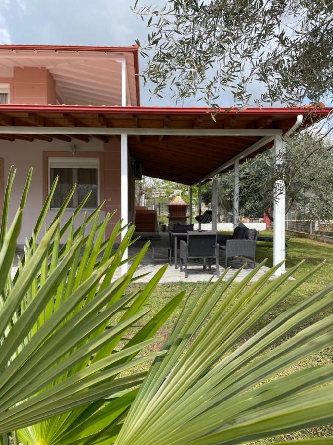 Villa Seaside House Karianí Exterior foto